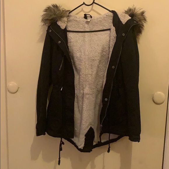 H&M Jackets & Blazers - H&M winter jacket!!